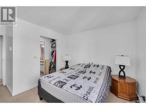 2025 Baron Road Unit# 309, Kelowna, BC - Indoor Photo Showing Bedroom