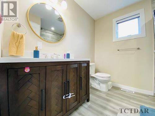 23 Lemarier St, Kapuskasing, ON - Indoor Photo Showing Bathroom