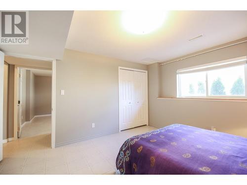 3805 Sawgrass Drive, Osoyoos, BC - Indoor Photo Showing Bedroom