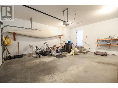 3805 Sawgrass Drive, Osoyoos, BC - Indoor Photo Showing Garage
