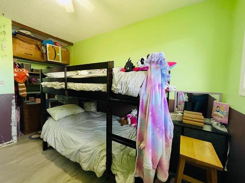 24 - 1800 2Nd Street, Cranbrook, BC - Indoor Photo Showing Bedroom