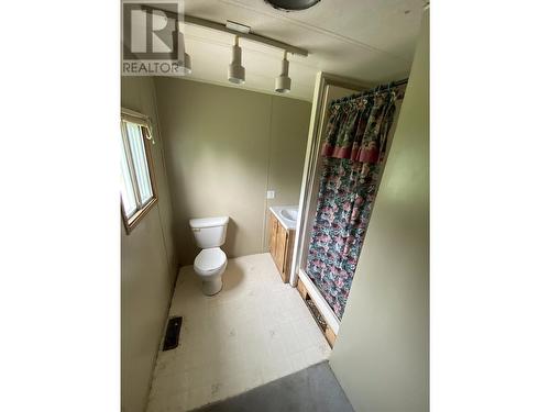 4023 Old Alaska Highway, Dawson Creek, BC - Indoor Photo Showing Bathroom