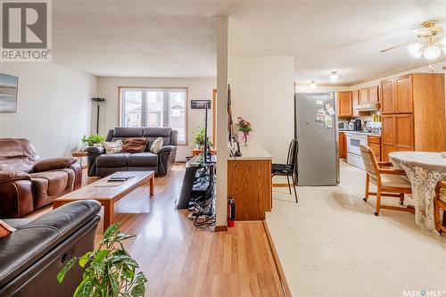3311 Carnegie Street, Regina, SK - Indoor Photo Showing Living Room