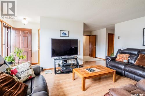 3311 Carnegie Street, Regina, SK - Indoor Photo Showing Living Room