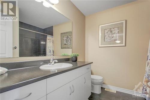 203 Brambling Way, Ottawa, ON - Indoor Photo Showing Bathroom