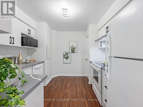 111 - 5795 Yonge Street, Toronto, ON - Indoor Photo Showing Kitchen With Upgraded Kitchen