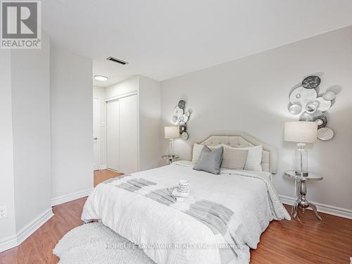 111 - 5795 Yonge Street, Toronto, ON - Indoor Photo Showing Bedroom