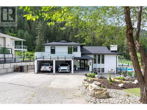 8590 Harbour Heights Road, Vernon, BC - Outdoor