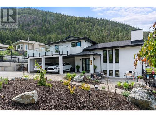 8590 Harbour Heights Road, Vernon, BC - Outdoor With Facade