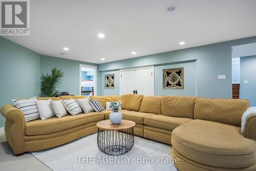 173 Blueski Geo Crescent, Blue Mountains, ON - Indoor Photo Showing Living Room