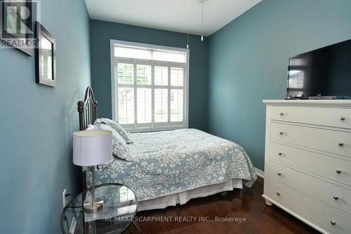 26 Toulon Avenue, Hamilton, ON - Indoor Photo Showing Bedroom