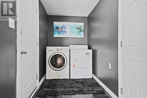 6354 Townline Road, West Lincoln, ON - Indoor Photo Showing Laundry Room