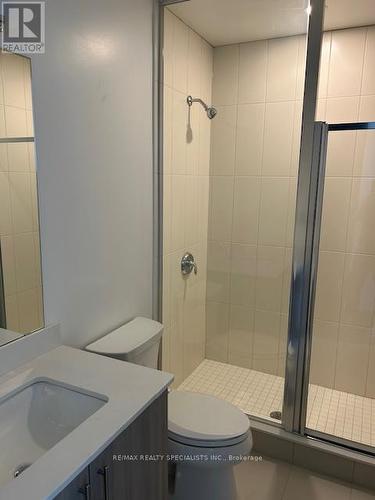 506 - 550 North Service Road, Grimsby, ON - Indoor Photo Showing Bathroom