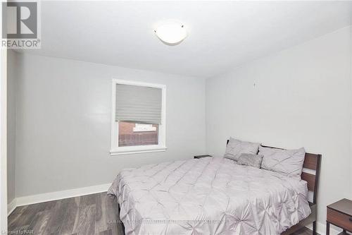 Upper - 7610 Wilson Crescent, Niagara Falls, ON - Indoor Photo Showing Bedroom