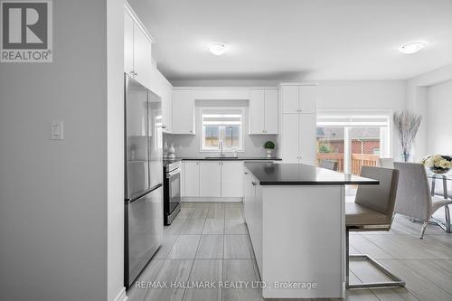59 Jazzberry Road, Brampton, ON - Indoor Photo Showing Kitchen With Upgraded Kitchen