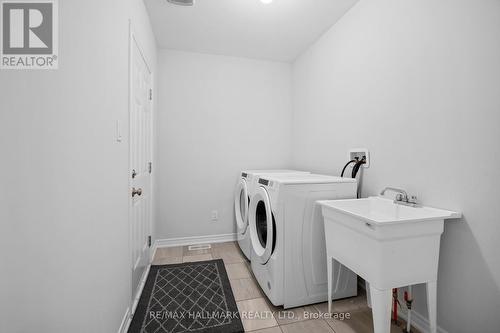 59 Jazzberry Road, Brampton, ON - Indoor Photo Showing Laundry Room