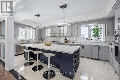 29 Millburn Drive, Toronto, ON - Indoor Photo Showing Kitchen With Upgraded Kitchen