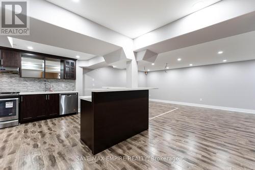 5230 Creditview Road, Mississauga, ON - Indoor Photo Showing Kitchen With Upgraded Kitchen
