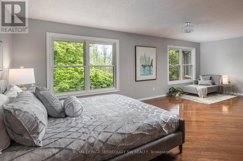 1475 Stoneybrook Trail, Oakville, ON - Indoor Photo Showing Bedroom