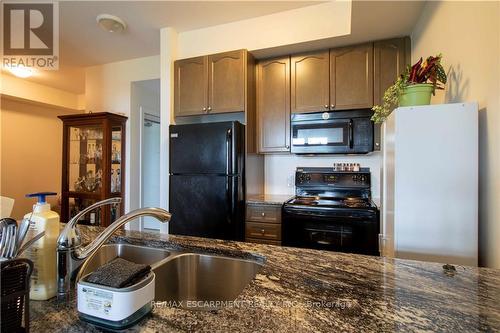 230 - 5010 Corporate Drive, Burlington, ON - Indoor Photo Showing Kitchen With Double Sink