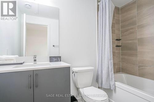 114 - 485 Logan Avenue, Toronto, ON - Indoor Photo Showing Bathroom