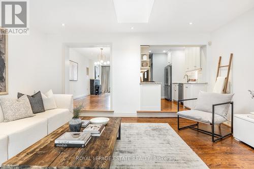 4 Nursewood Road, Toronto, ON - Indoor Photo Showing Living Room