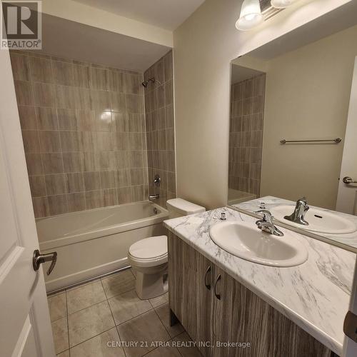 773 Chinook Path, Oshawa, ON - Indoor Photo Showing Bathroom