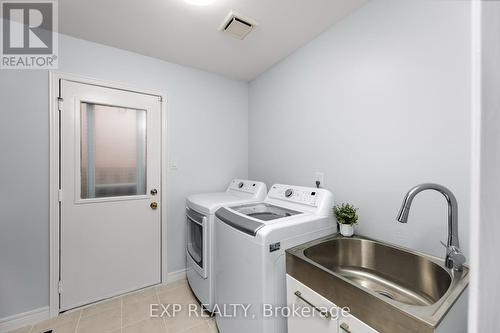 219 Bassett Boulevard, Whitby, ON - Indoor Photo Showing Laundry Room