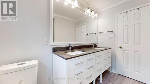 63 Rosario Drive, Vaughan, ON - Indoor Photo Showing Bathroom
