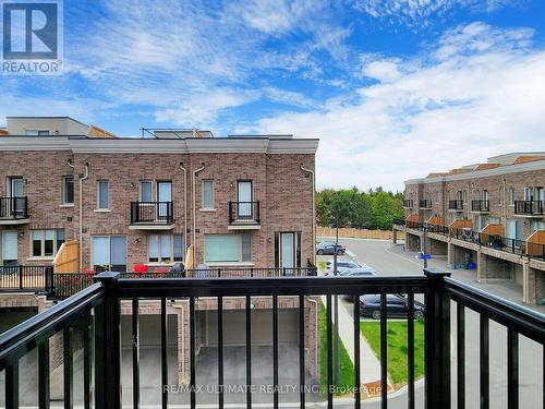 6859 Main Street, Whitchurch-Stouffville, ON - Outdoor With Balcony
