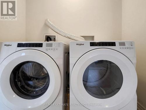 6859 Main Street, Whitchurch-Stouffville, ON - Indoor Photo Showing Laundry Room