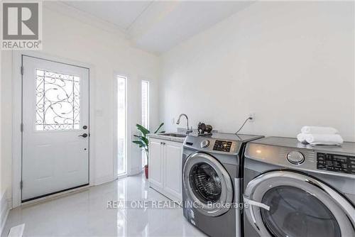 79 Olive Avenue, Toronto, ON - Indoor Photo Showing Laundry Room