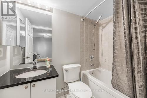 1915 - 35 Hollywood Avenue, Toronto, ON - Indoor Photo Showing Bathroom