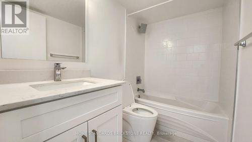 1802 - 25 Grenville Street, Toronto, ON - Indoor Photo Showing Bathroom