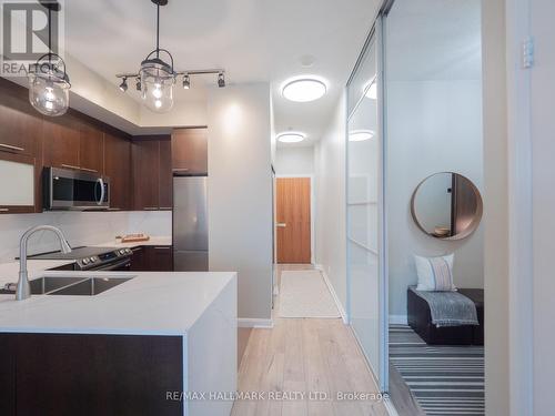 507 - 500 Sherbourne Street, Toronto, ON - Indoor Photo Showing Kitchen With Double Sink With Upgraded Kitchen
