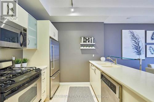 108 - 3 Mcalpine Street, Toronto, ON - Indoor Photo Showing Kitchen With Double Sink