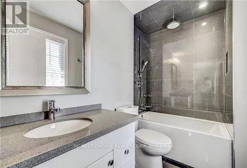 29 Mill Street, Vaughan, ON - Indoor Photo Showing Bathroom