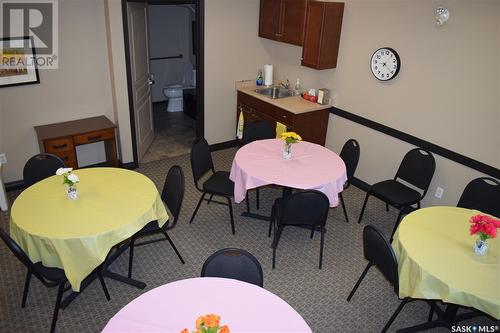 109 215 Smith Street N, Regina, SK - Indoor Photo Showing Dining Room