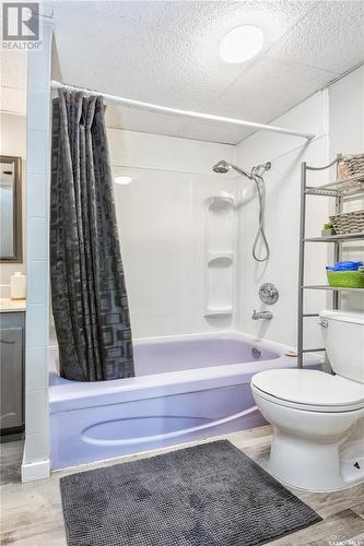 1151 Knox Place, Prince Albert, SK - Indoor Photo Showing Bathroom