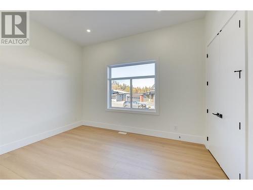 10287 Beacon Hill Drive, Lake Country, BC - Indoor Photo Showing Other Room