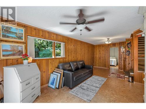 2726 Tranquil Place, Blind Bay, BC - Indoor
