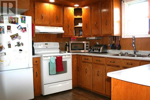 23 Lower Cove Road, Mcivers, NL - Indoor Photo Showing Kitchen With Double Sink