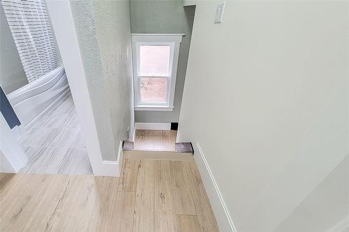 49 Carrick Avenue, Hamilton, ON - Indoor Photo Showing Other Room