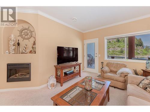 1118 Riverside Avenue Unit# D203, Sicamous, BC - Indoor Photo Showing Living Room With Fireplace