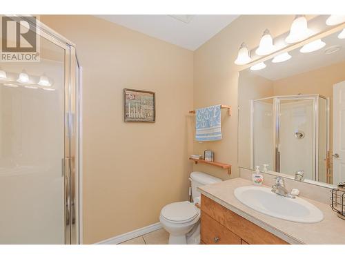1118 Riverside Avenue Unit# D203, Sicamous, BC - Indoor Photo Showing Bathroom