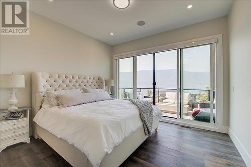 3410 Chocolate Lily Lane, Kelowna, BC - Indoor Photo Showing Bedroom