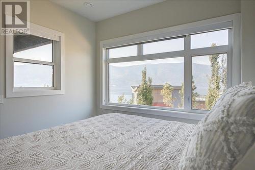 3410 Chocolate Lily Lane, Kelowna, BC - Indoor Photo Showing Bedroom