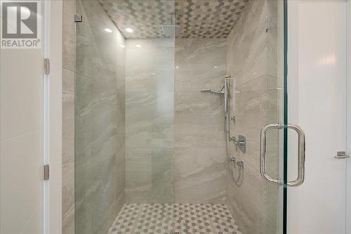 3410 Chocolate Lily Lane, Kelowna, BC - Indoor Photo Showing Bathroom