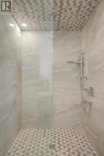 3410 Chocolate Lily Lane, Kelowna, BC - Indoor Photo Showing Bathroom