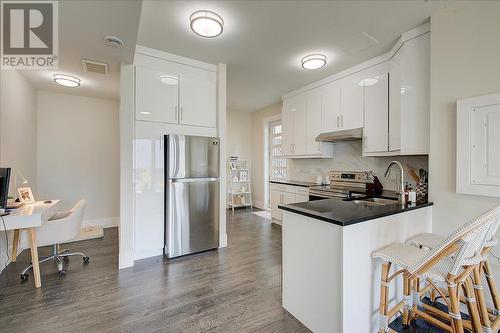 3410 Chocolate Lily Lane, Kelowna, BC - Indoor Photo Showing Kitchen With Upgraded Kitchen